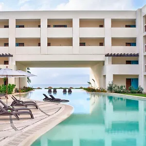 https://secrets-silversands-riviera-cancun.quintano-roohotels.com