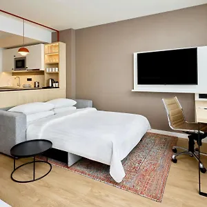 By Marriott München
